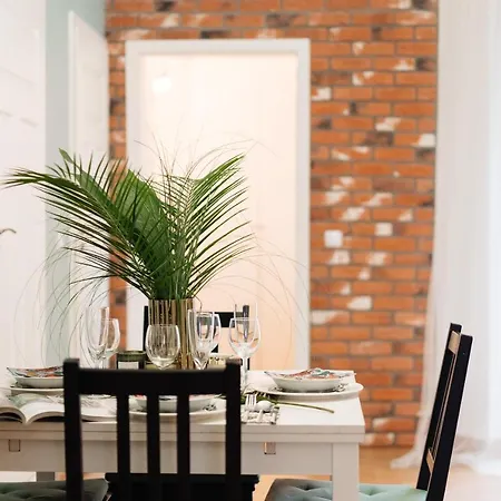 Avenue By Loft Affair *